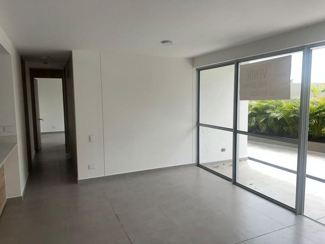 Apartamento de 2 alcobas en venta en Bellavista, Cali, 93 m² · foto 4 de 9
