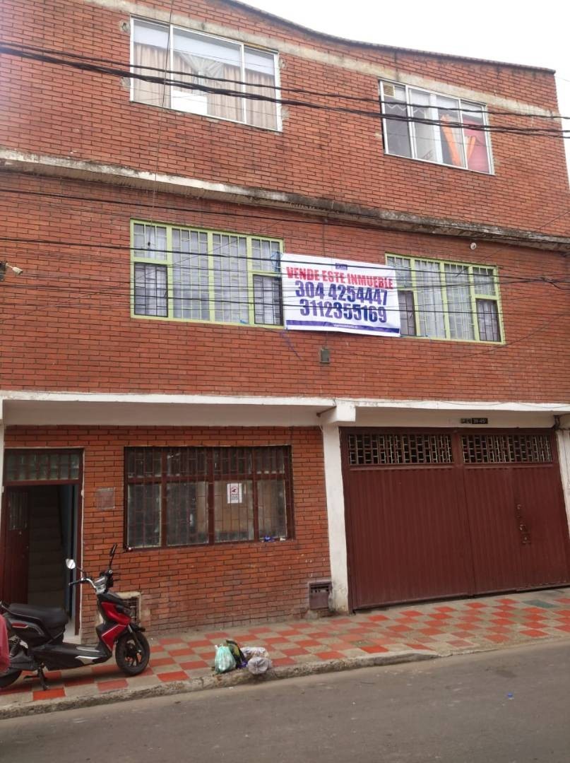 Casa en venta en Ingles, Bogotá · foto 3 de 12