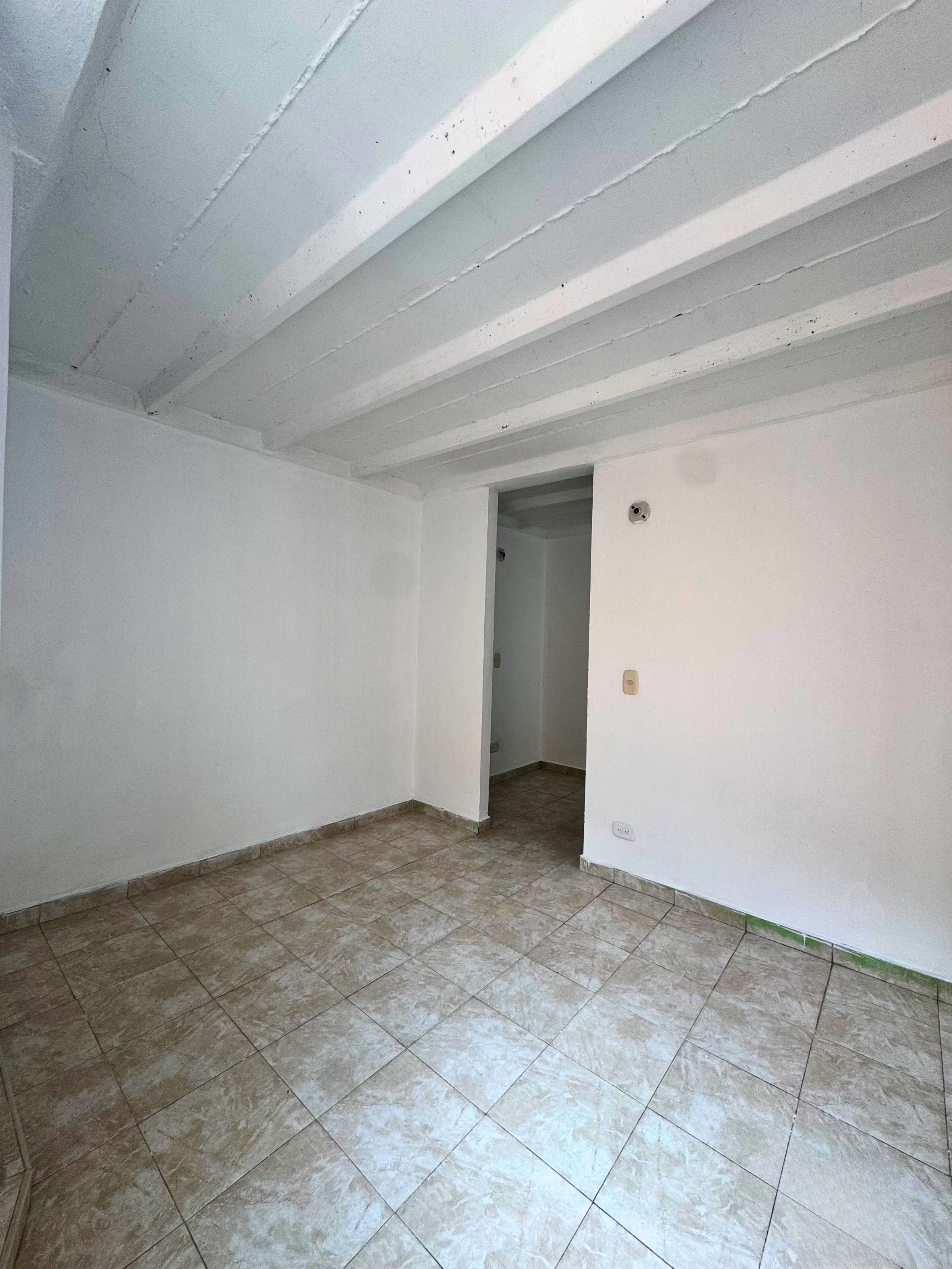 Casa en venta en Los Laureles Ii, Bogotá · foto 7 de 15