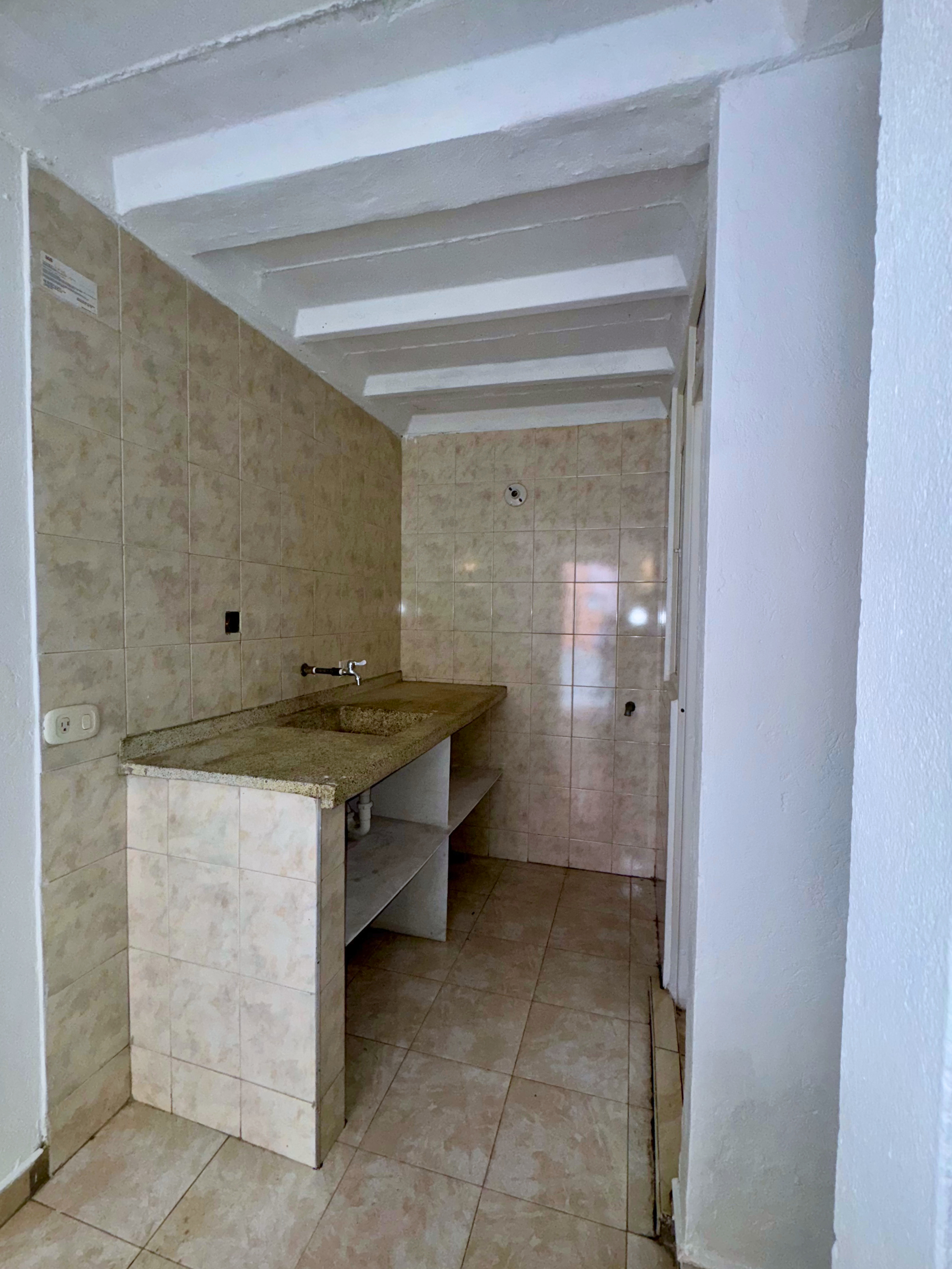 Casa en venta en Los Laureles Ii, Bogotá · foto 8 de 15