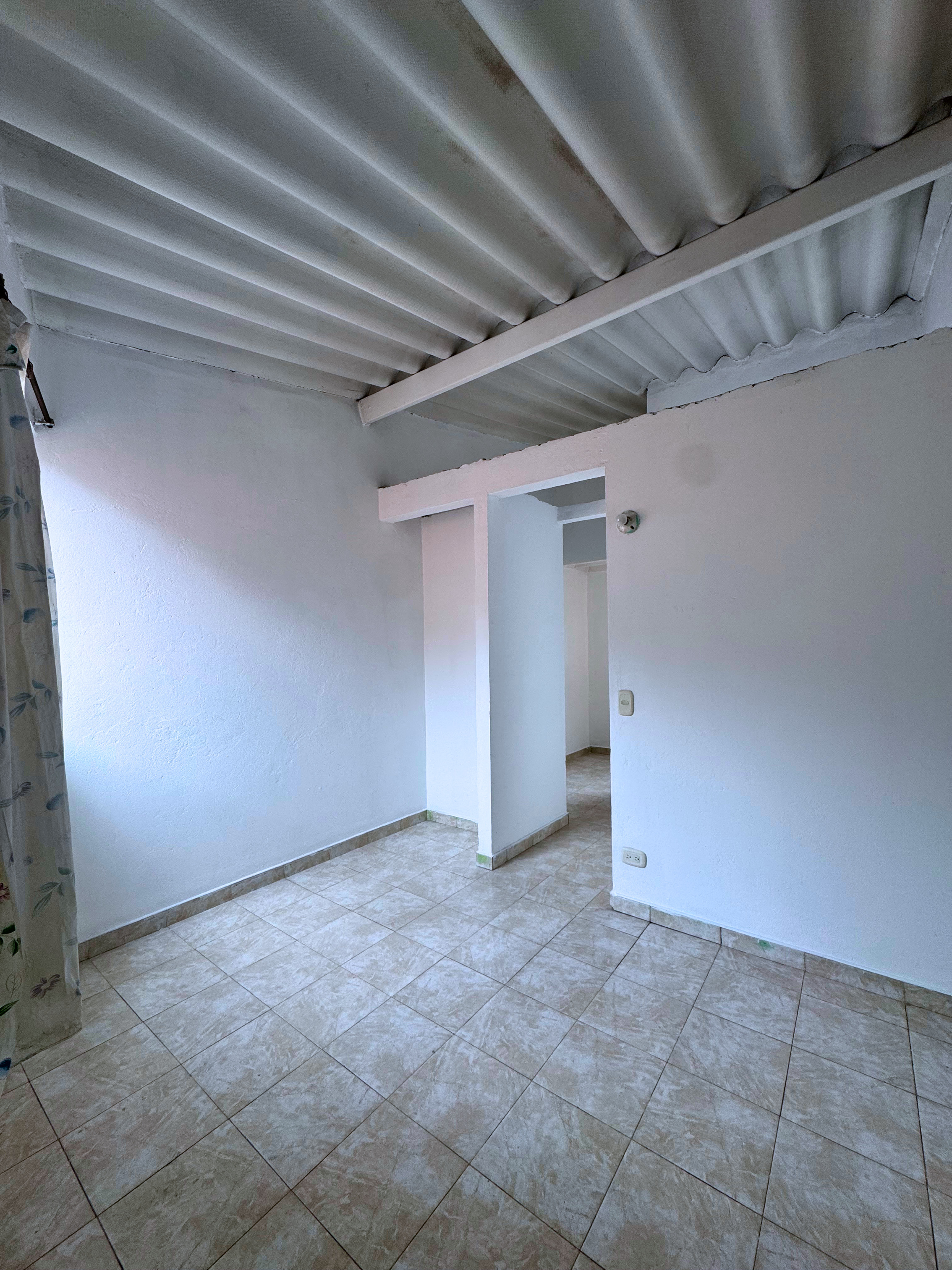 Casa en venta en Los Laureles Ii, Bogotá · foto 13 de 15