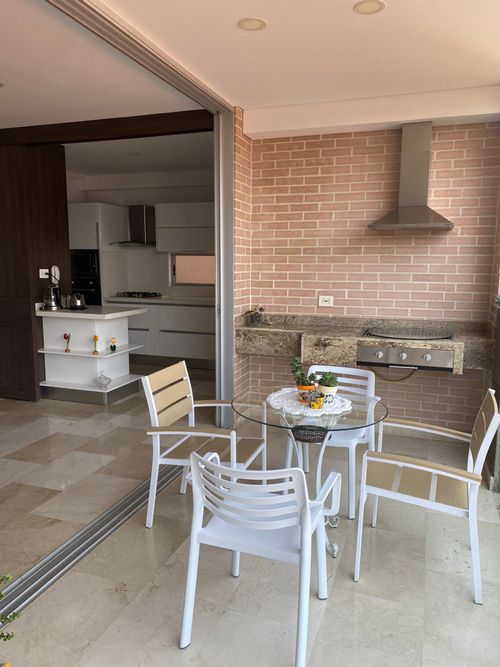 Apartamento de 3 alcobas en venta en Santa Teresita, Cali, 157 m² · foto 5 de 10
