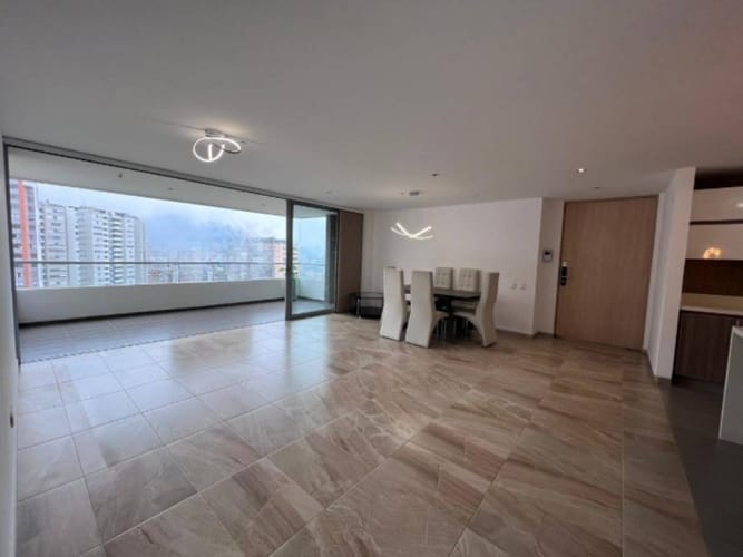 Apartamento de 3 alcobas en venta en Loma Del Esmeraldal, Envigado, 166 m² · foto 5 de 24