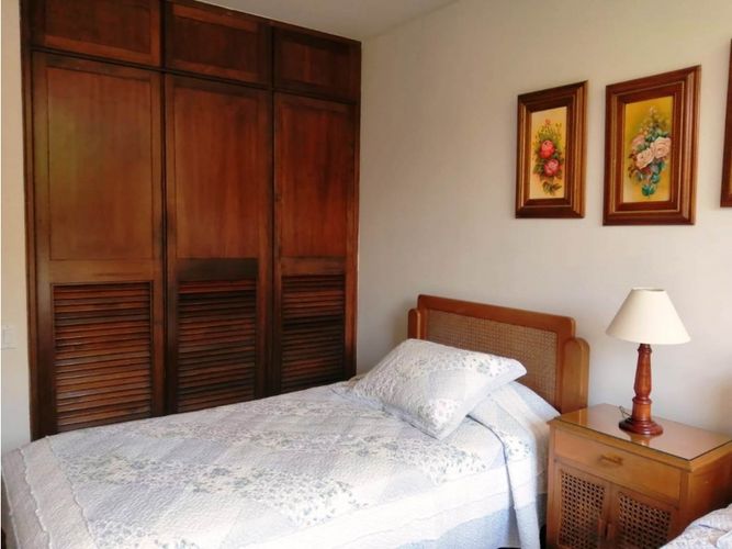 Apartamento de 3 alcobas en venta en La Arboleda, Cali, 232 m² · foto 22 de 24