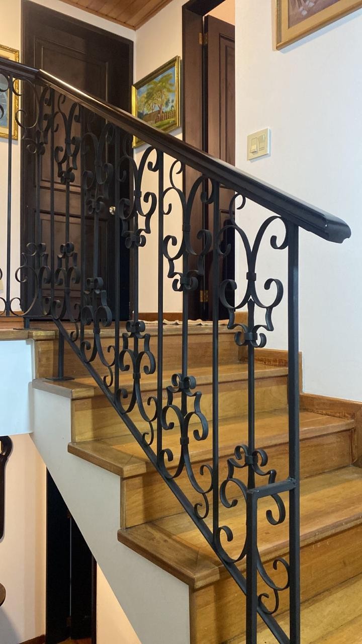 Casa en venta en Gratamira, Bogotá · foto 8 de 24
