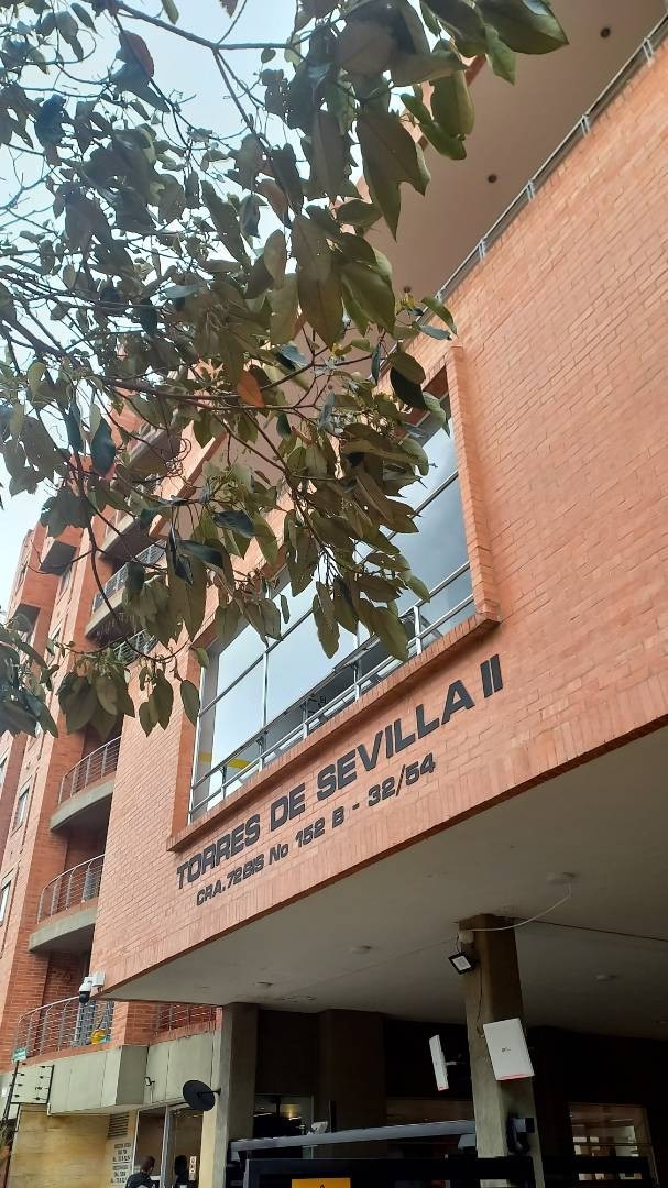 Apartamento en venta en Colina Campestre, Bogotá · foto 2 de 24