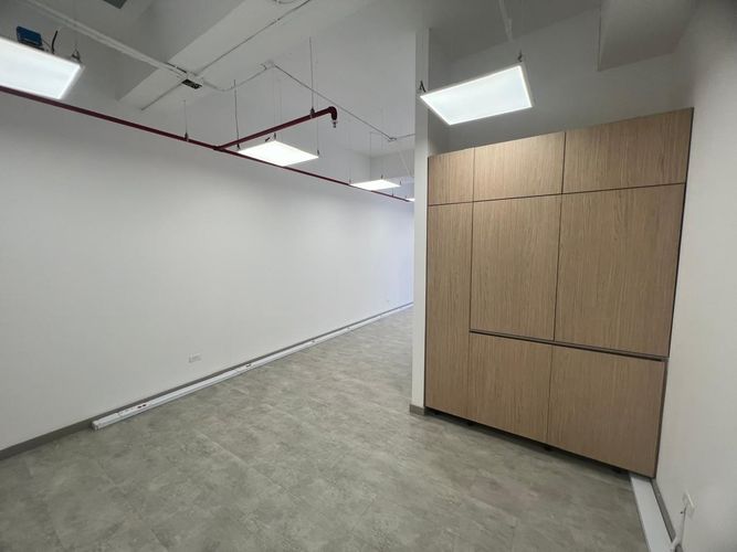 Oficina en arriendo en El Poblado, Medellín, 37 m² · foto 12 de 14