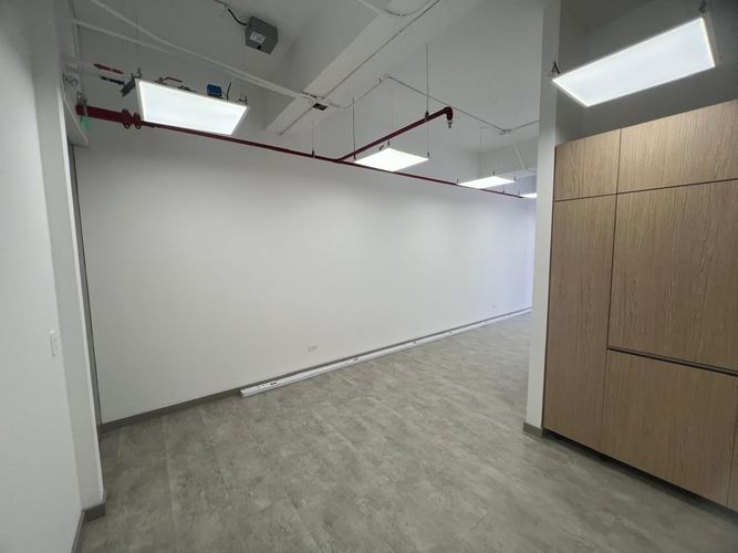 Oficina en arriendo en El Poblado, Medellín, 37 m² · foto 2 de 14