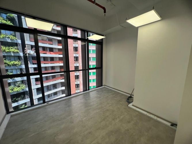 Oficina en arriendo en El Poblado, Medellín, 37 m² · foto 13 de 14