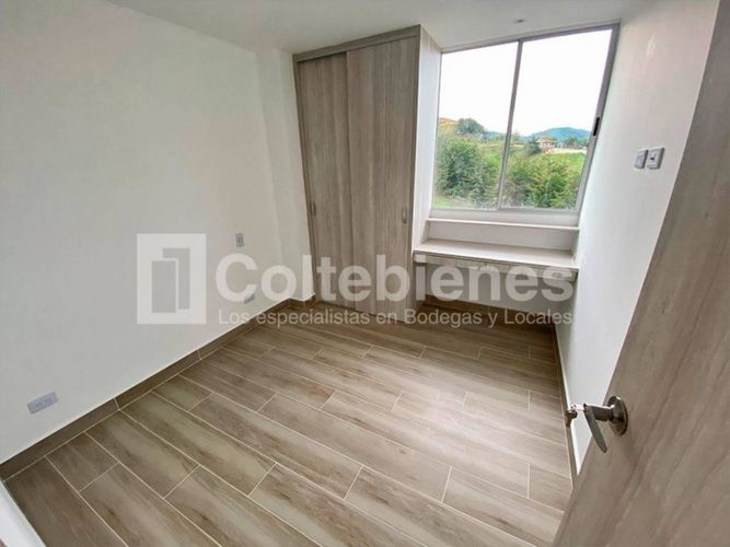 Apartamento de 2 alcobas en venta en El Tambo, La Ceja, 64 m² · foto 10 de 12