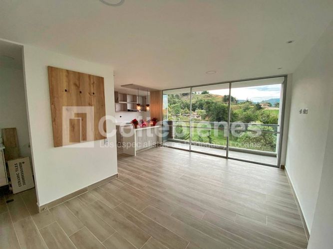 Apartamento de 2 alcobas en venta en El Tambo, La Ceja, 64 m² · foto 11 de 12