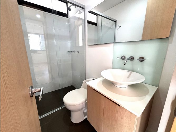Apartamento de 2 alcobas en arriendo en Loma De Las Brujas, Envigado, 90 m² · foto 11 de 14