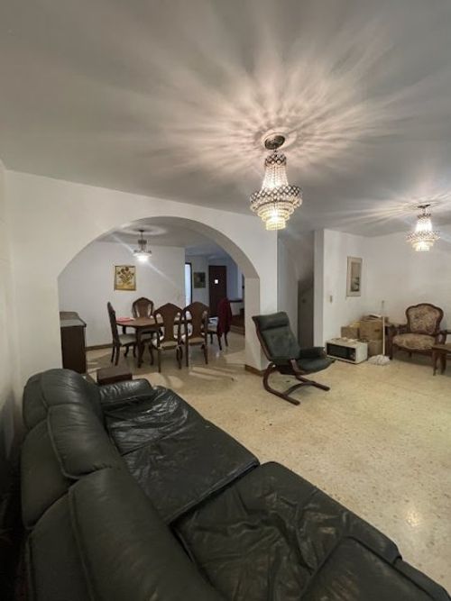 Casa de 3 alcobas en venta en Castropol, Medellín, 204 m² · foto 8 de 24