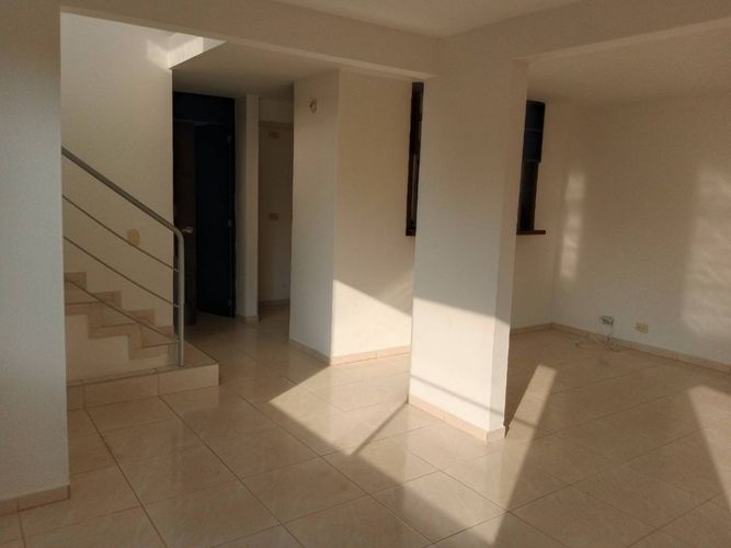 Casa de 3 alcobas en venta en Alfaguara, Jamundí, 115 m² · foto 3 de 24