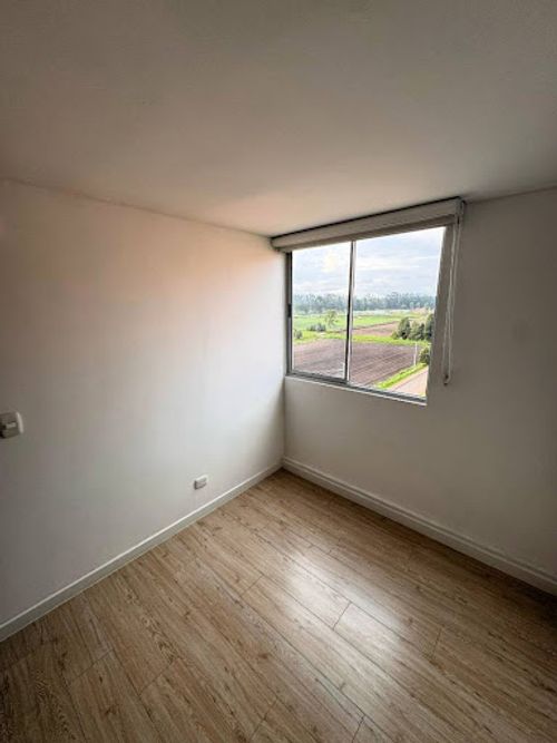 Apartamento de 3 alcobas en venta en La Prosperidad, Madrid, 73 m² · foto 6 de 12