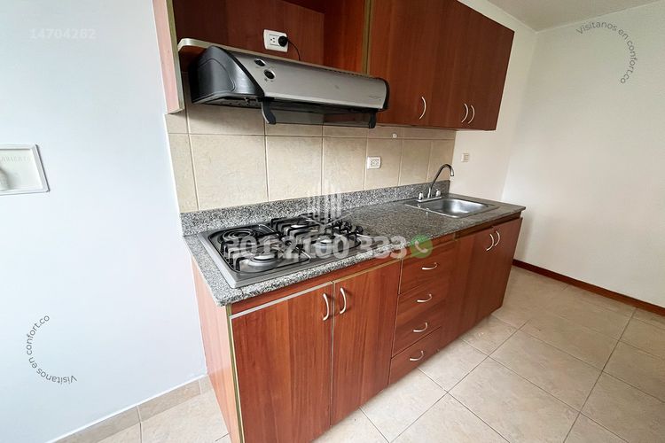 Apartamento de 3 alcobas en arriendo en Cumbres, Envigado, 87 m² · foto 8 de 24