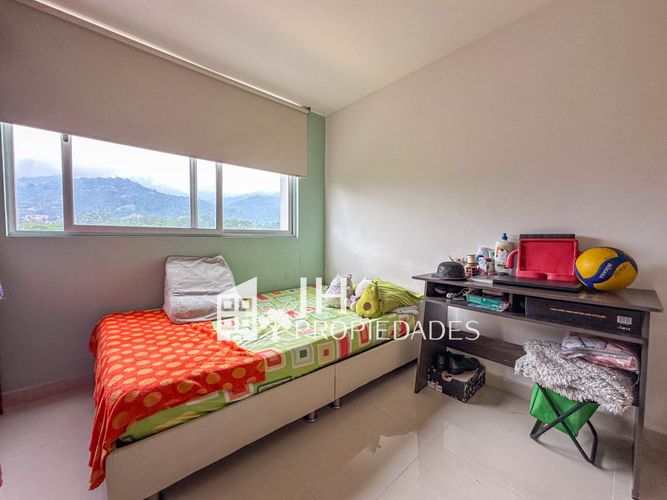 Apartamento de 3 alcobas en venta en Conjunto Residencial Santa Coloma, Floridablanca, 83 m² · foto 7 de 18