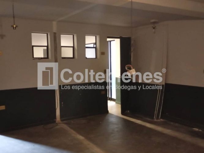 Casa de 19 alcobas en venta en Patio Bonito, Medellín, 560 m² · foto 6 de 24