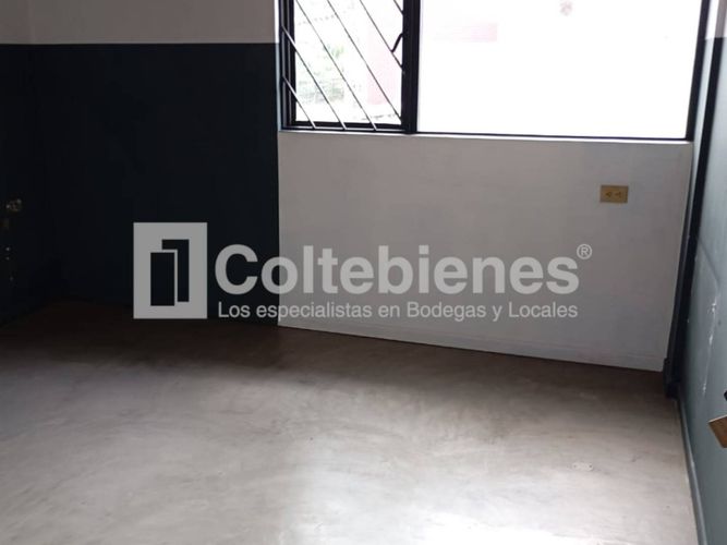 Casa de 19 alcobas en venta en Patio Bonito, Medellín, 560 m² · foto 16 de 24