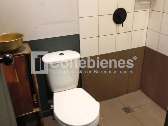 Casa de 19 alcobas en venta en Patio Bonito, Medellín, 560 m² · foto 21 de 24