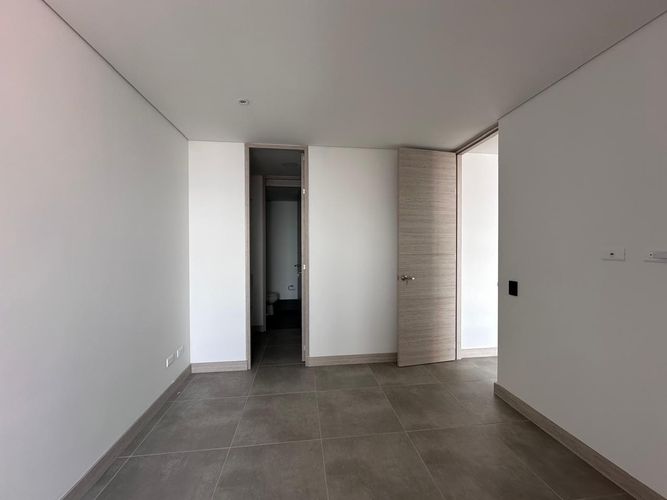 Apartamento de 2 alcobas en arriendo en El Poblado, Medellín, 87 m² · foto 9 de 17