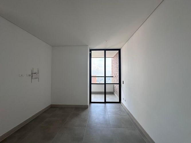 Apartamento de 2 alcobas en arriendo en El Poblado, Medellín, 87 m² · foto 11 de 17