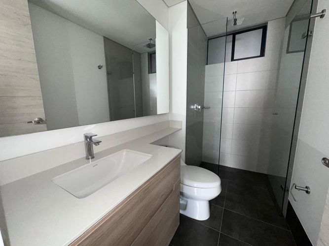 Apartamento de 2 alcobas en arriendo en El Poblado, Medellín, 87 m² · foto 14 de 17