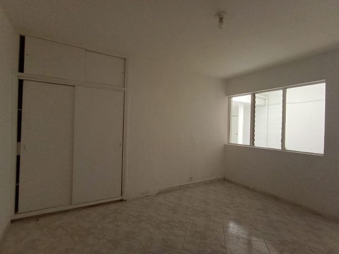 Oficina en arriendo en Laureles, Medellín, 230 m² · foto 4 de 16