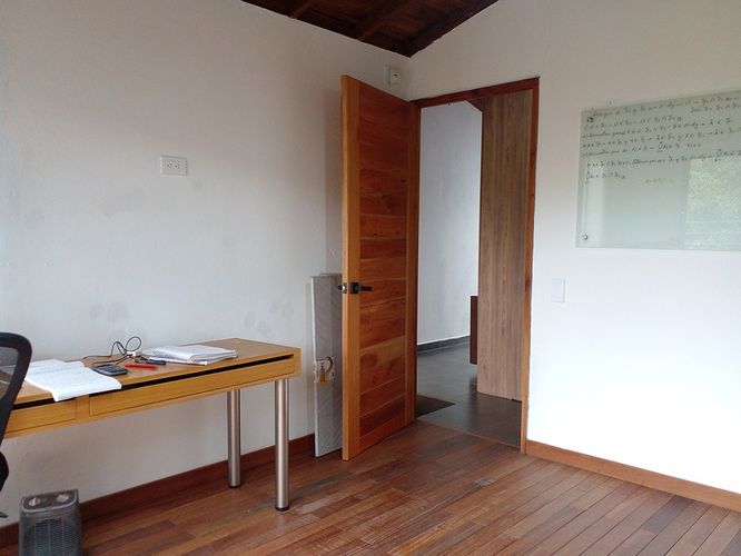 Casa de 3 alcobas en venta en Loma Del Chocho, Envigado, 200 m² · foto 16 de 20