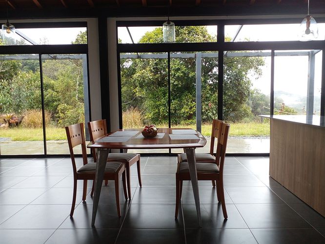 Casa de 3 alcobas en venta en Loma Del Chocho, Envigado, 200 m² · foto 4 de 20