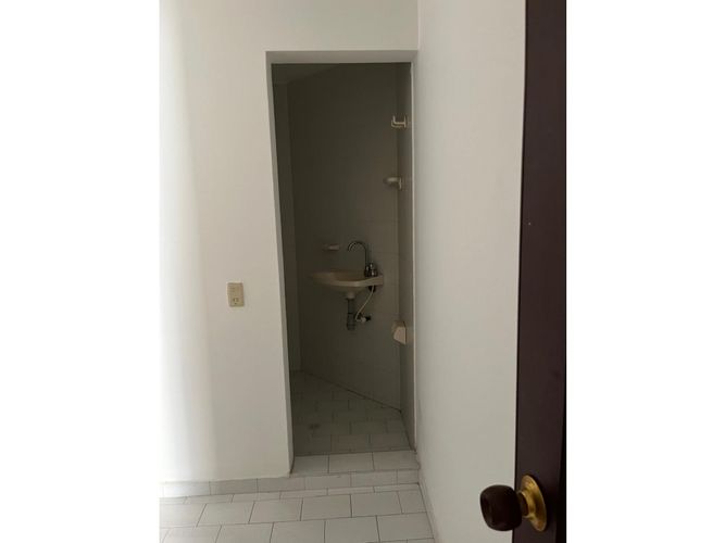 Apartamento de 3 alcobas en venta en Nuevo Sotomayor, Bucaramanga, 96 m² · foto 11 de 15