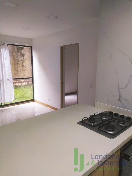 Apartamento en venta en Calasanz, Medellín · foto 2 de 18