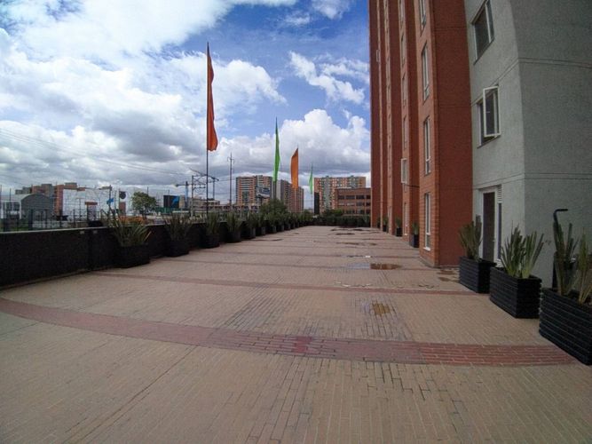 Apartamento de 2 alcobas en venta en El Vergel, Bogotá, 33 m² · foto 16 de 24