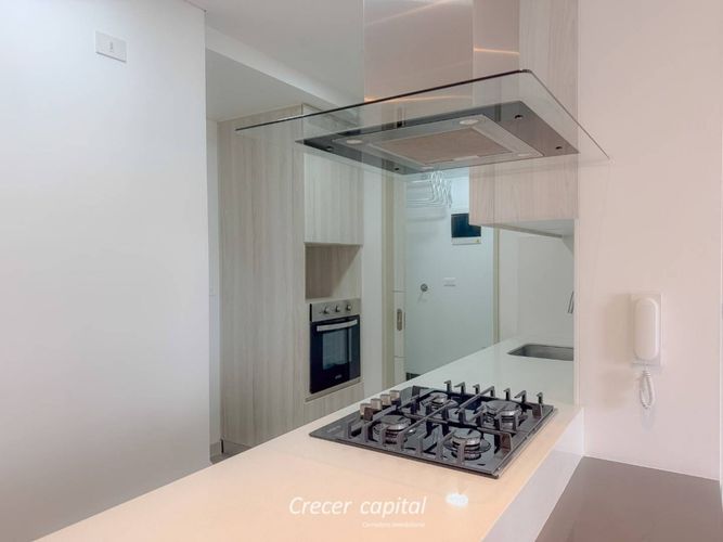 Apartamento de 1 alcoba en arriendo en Los Balsos, Medellín, 65 m² · foto 2 de 9