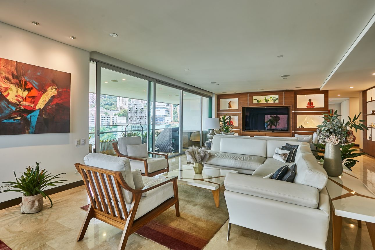 Apartamento en venta en El Poblado, Medellín 2