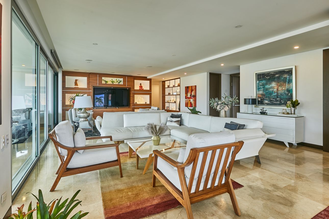 Apartamento en venta en El Poblado, Medellín 3