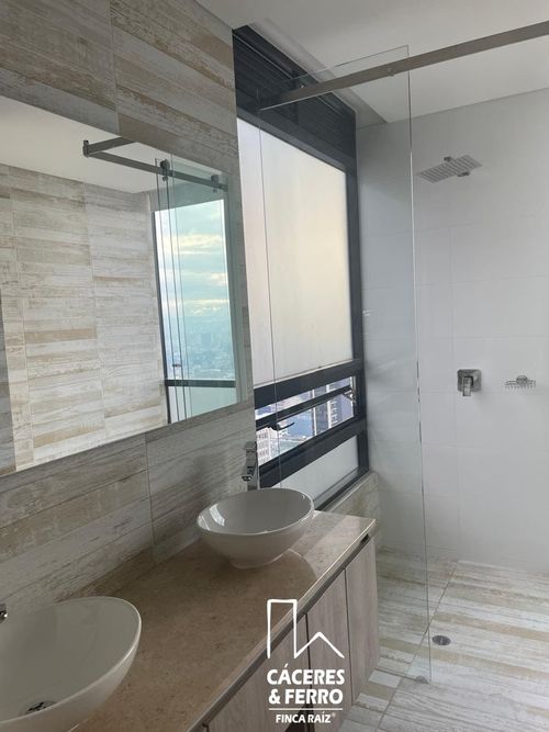 Apartamento de 2 alcobas en venta en Las Nieves, Bogotá, 107 m² · foto 7 de 18