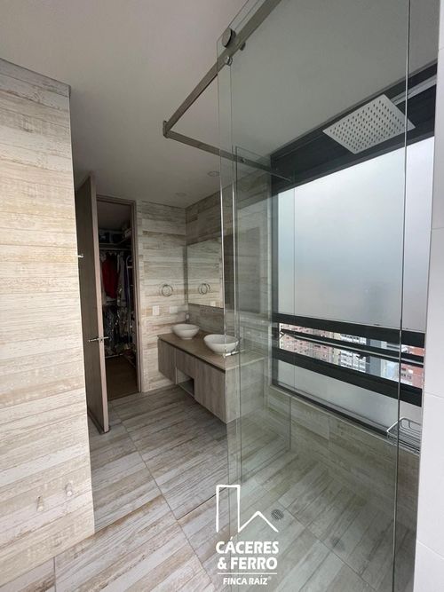 Apartamento de 2 alcobas en venta en Las Nieves, Bogotá, 107 m² · foto 9 de 18