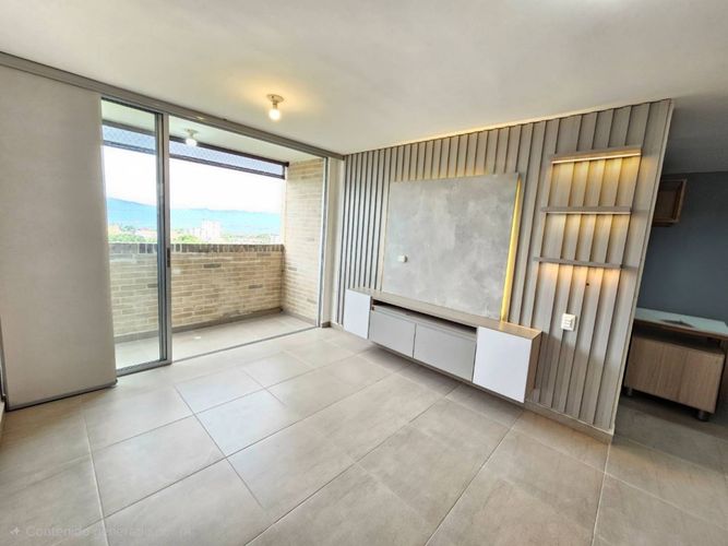 Apartamento de 2 alcobas en venta en Granjas De Provenza, Bucaramanga, 60 m² · foto 2 de 8