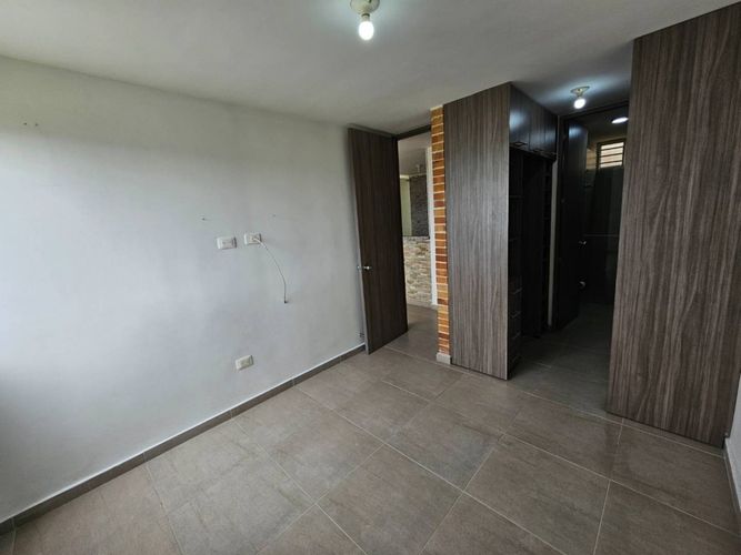 Apartamento de 2 alcobas en venta en Granjas De Provenza, Bucaramanga, 60 m² · foto 4 de 8