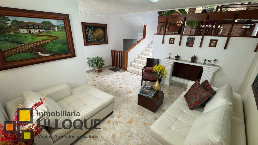 Casa de 5 alcobas en venta en Terrazas, Bucaramanga, 326 m² · foto 3 de 24