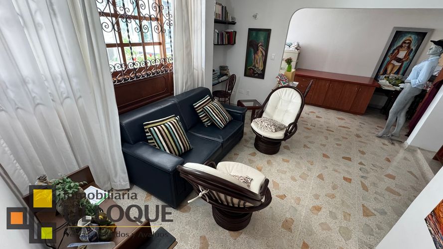 Casa de 5 alcobas en venta en Terrazas, Bucaramanga, 326 m² · foto 7 de 24
