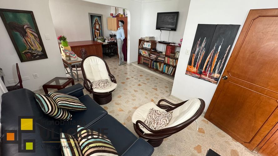 Casa de 5 alcobas en venta en Terrazas, Bucaramanga, 326 m² · foto 8 de 24