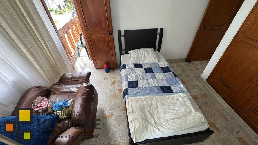 Casa de 5 alcobas en venta en Terrazas, Bucaramanga, 326 m² · foto 23 de 24