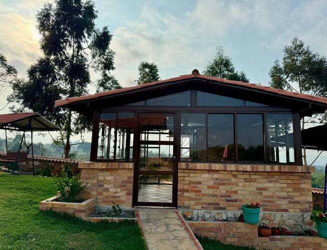 Casa de 4 alcobas en venta en Agua Blanca, Floridablanca, 1000 m² · foto 12 de 13
