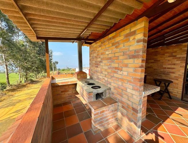 Casa de 4 alcobas en venta en Agua Blanca, Floridablanca, 1000 m² · foto 5 de 13
