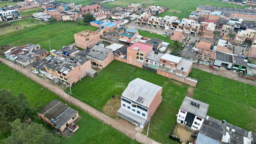 Lote en venta en Barandillas, Zipaquirá, 232 m² · foto 2 de 7