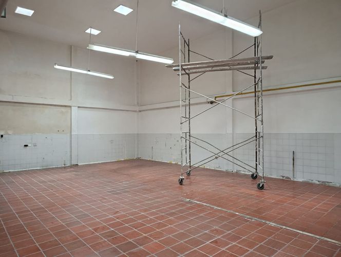 Edificio en arriendo en Champagnat, Cali, 900 m² · foto 19 de 24