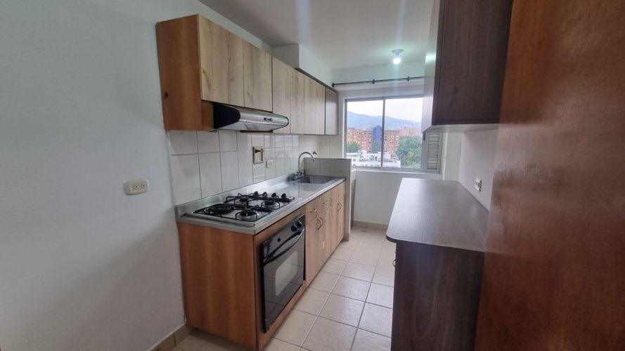 Apartamento de 3 alcobas en arriendo en Santa María De Los Ángeles, Medellín, 70 m² · foto 2 de 21