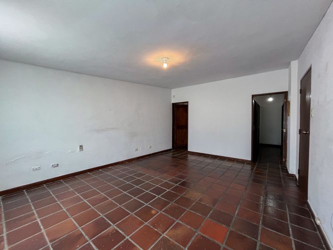 Casa de 4 alcobas en venta en Santa Rita, Cali, 393 m² · foto 20 de 24
